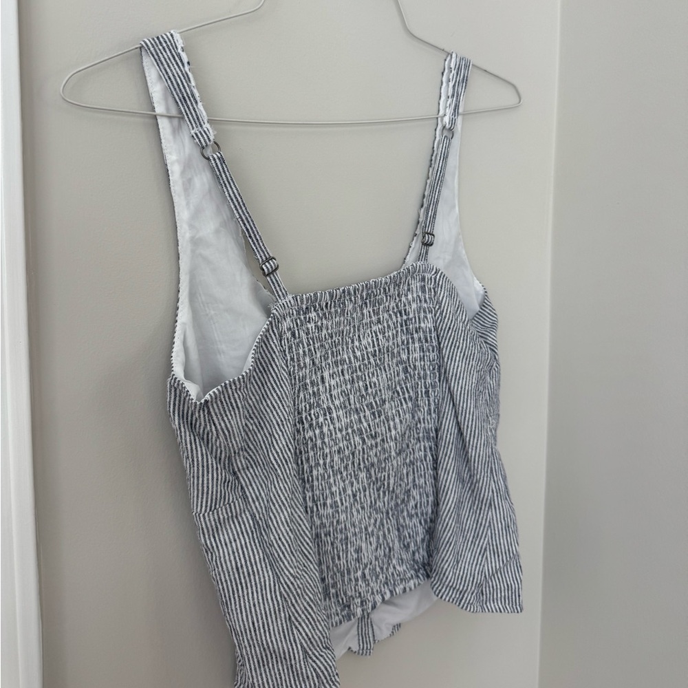 Hollister Tank Top - Picture 5 of 6